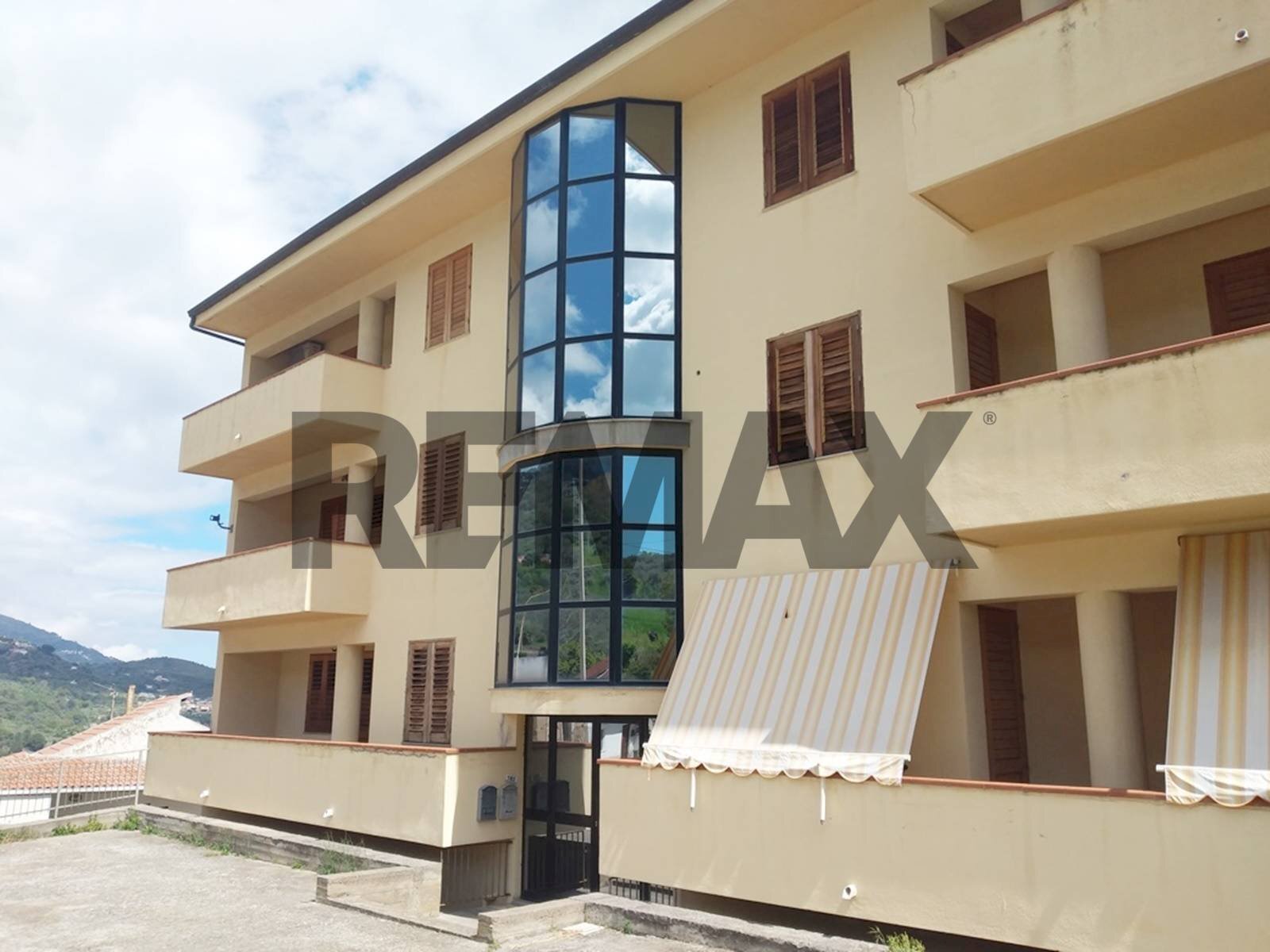 Edificio all\'aperto - Three-room apartment via alberto della chiesa
 
snc, Librizzi - photo 1