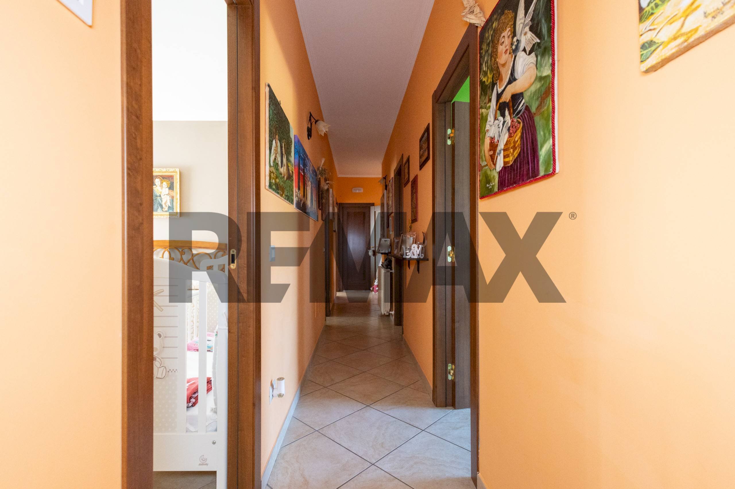 Hall / corridoio - Apartment Via Silvio Pellico
 
54, Giarre - photo 2