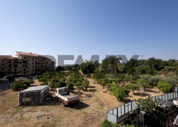Edificio all\'aperto - Apartment Via Silvio Pellico
 
54, Giarre - photo 14