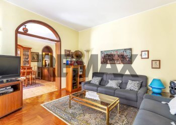 Soggiorno - Four-room apartment Via Rosmini
 
7, Milano - photo 7