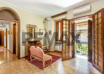 Hall / corridoio - Four-room apartment Via Rosmini
 
7, Milano - photo 16