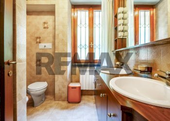Bagno - Four-room apartment Via Rosmini
 
7, Milano - photo 22