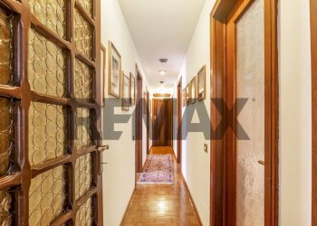 Hall / corridoio - Four-room apartment Via Rosmini
 
7, Milano - photo 24