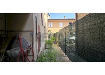 Edificio all\'aperto - Casa indipendente Strada San Fermo
 
4, Piubega - foto 11