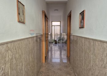 Hall / corridoio - Shop VIA MAZZINI
69, Asola - photo 11