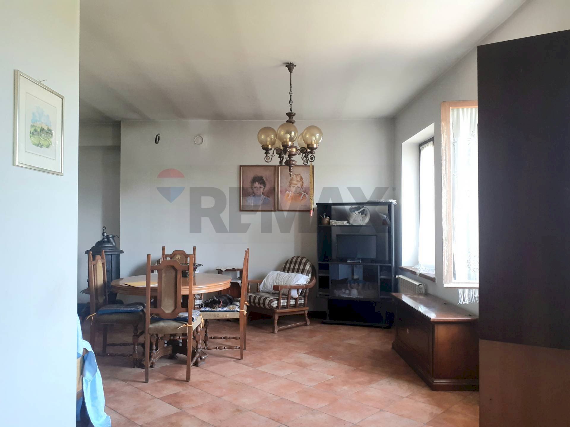 Sala da pranzo - Appartamento strada san silvestro mantovano
 
0, Asola - foto 1