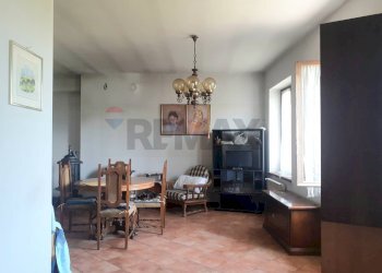 Sala da pranzo - Appartamento strada san silvestro mantovano
 
0, Asola - foto 1