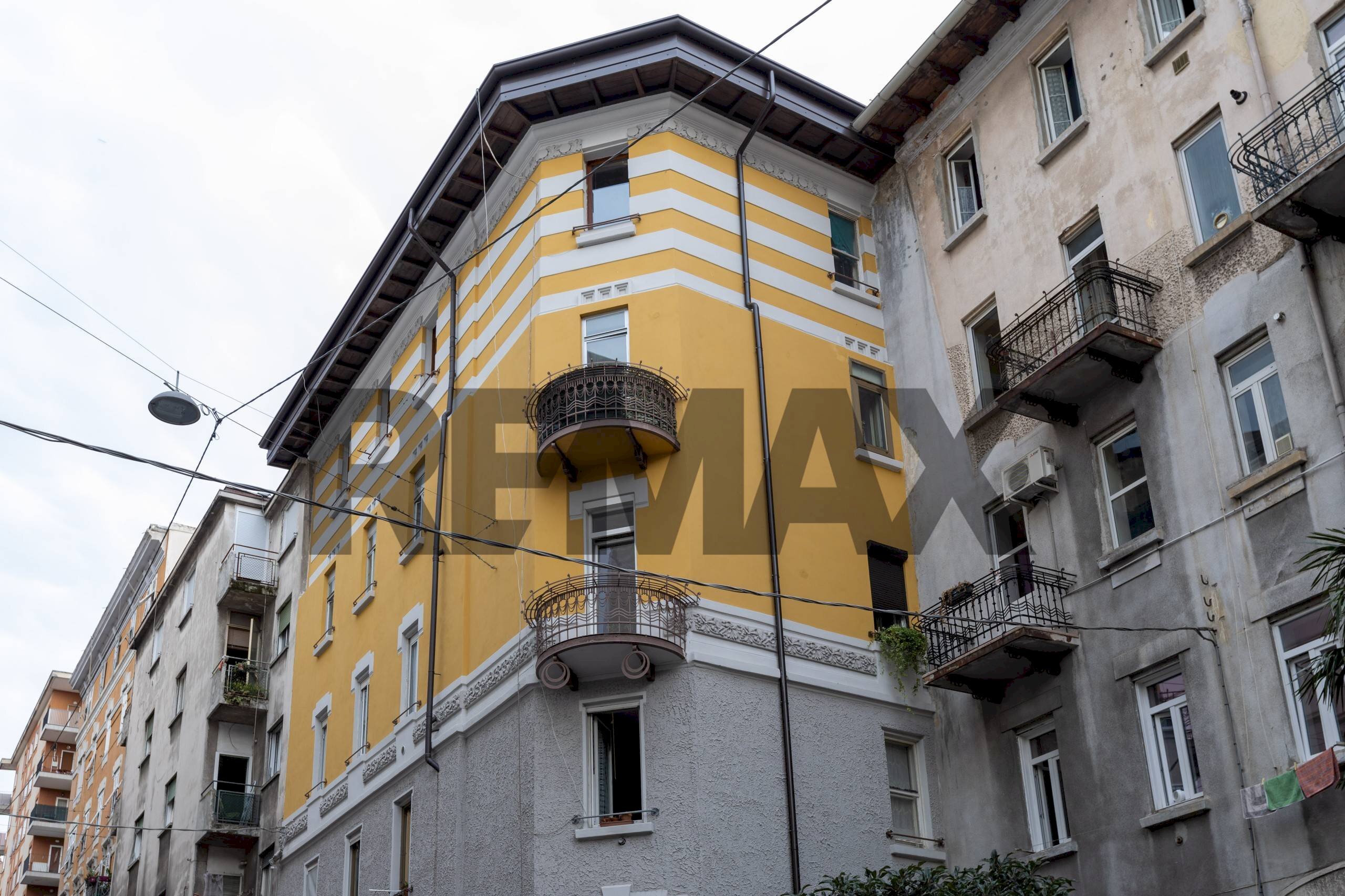 Edificio all\'aperto - Trilocale Via Pasquale Revoltella
7, Trieste - foto 2
