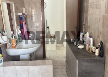 Bagno - Four-room apartment Via Gela
 
18, Lentini - photo 28