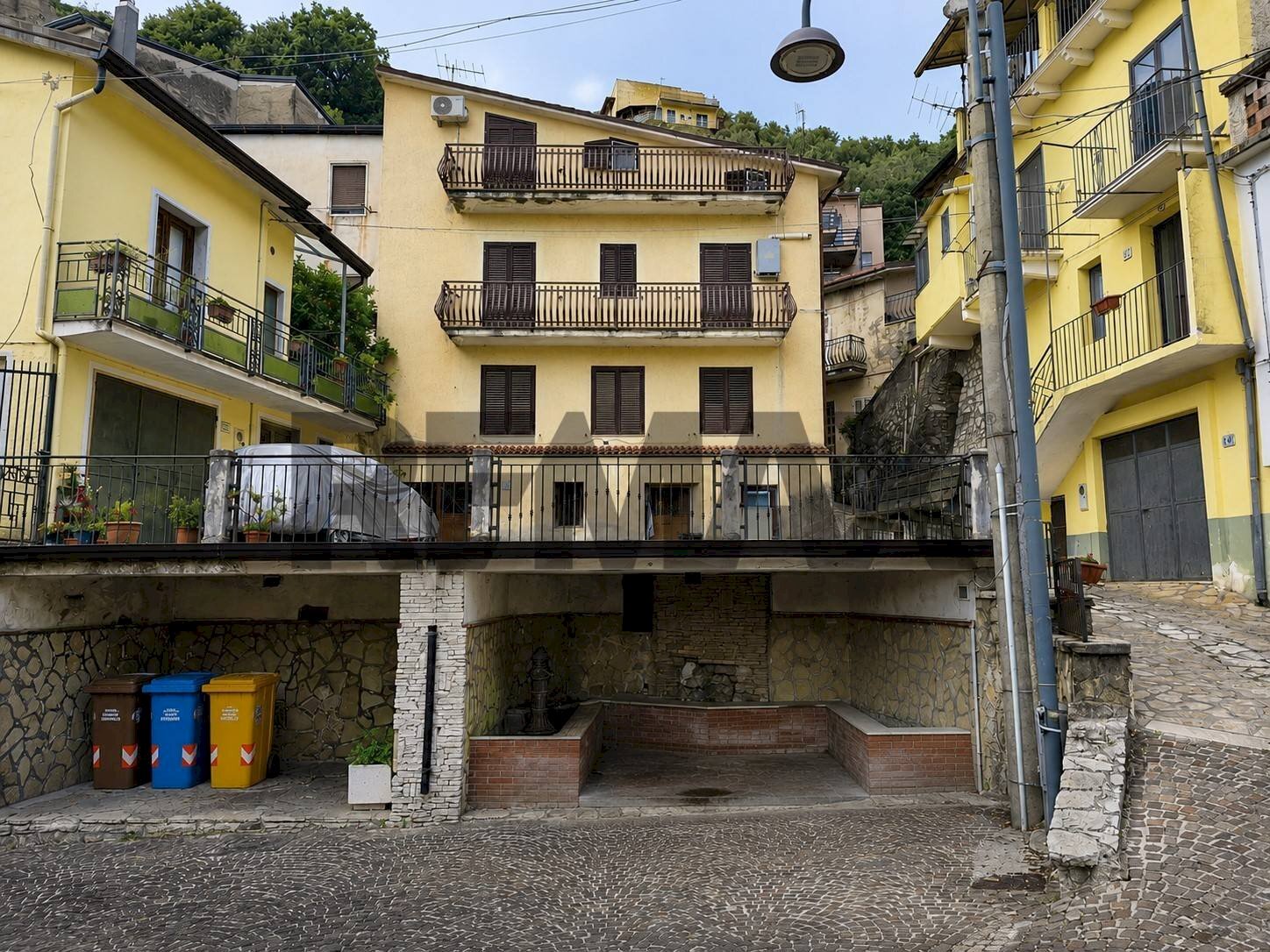 Edificio all\'aperto - Four-room apartment via Madonna dei cipressi
 
SNC, Fontegreca - photo 2