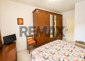 Camera / camera da letto - Quadrilocale via Madonna dei cipressi
 
SNC, Fontegreca - foto 24