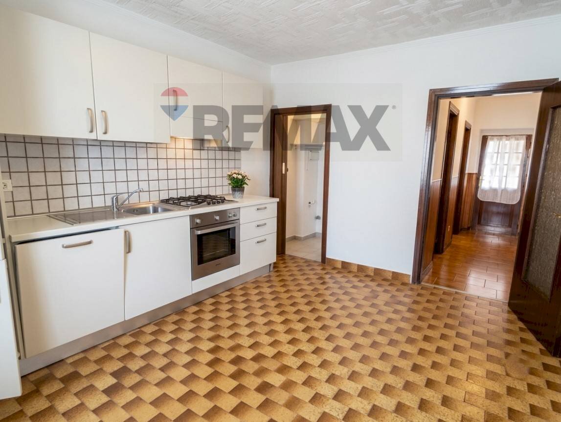 Cucina - Casa semi indipendente Via Castello
34, Losine - foto 2