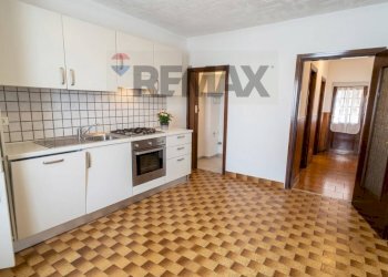 Cucina - Casa semi indipendente Via Castello
34, Losine - foto 2