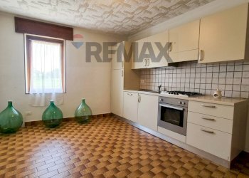 Cucina - Casa semi indipendente Via Castello
34, Losine - foto 3