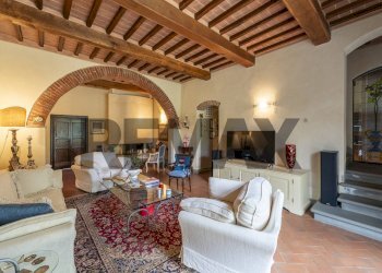 Soggiorno - Casa indipendente via pettinaccio
 
1/3, Crespina Lorenzana - foto 40