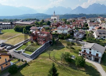Vista delle montagne - Terreno edificabile Via Dante Alighieri
Snc., Limana - foto 12