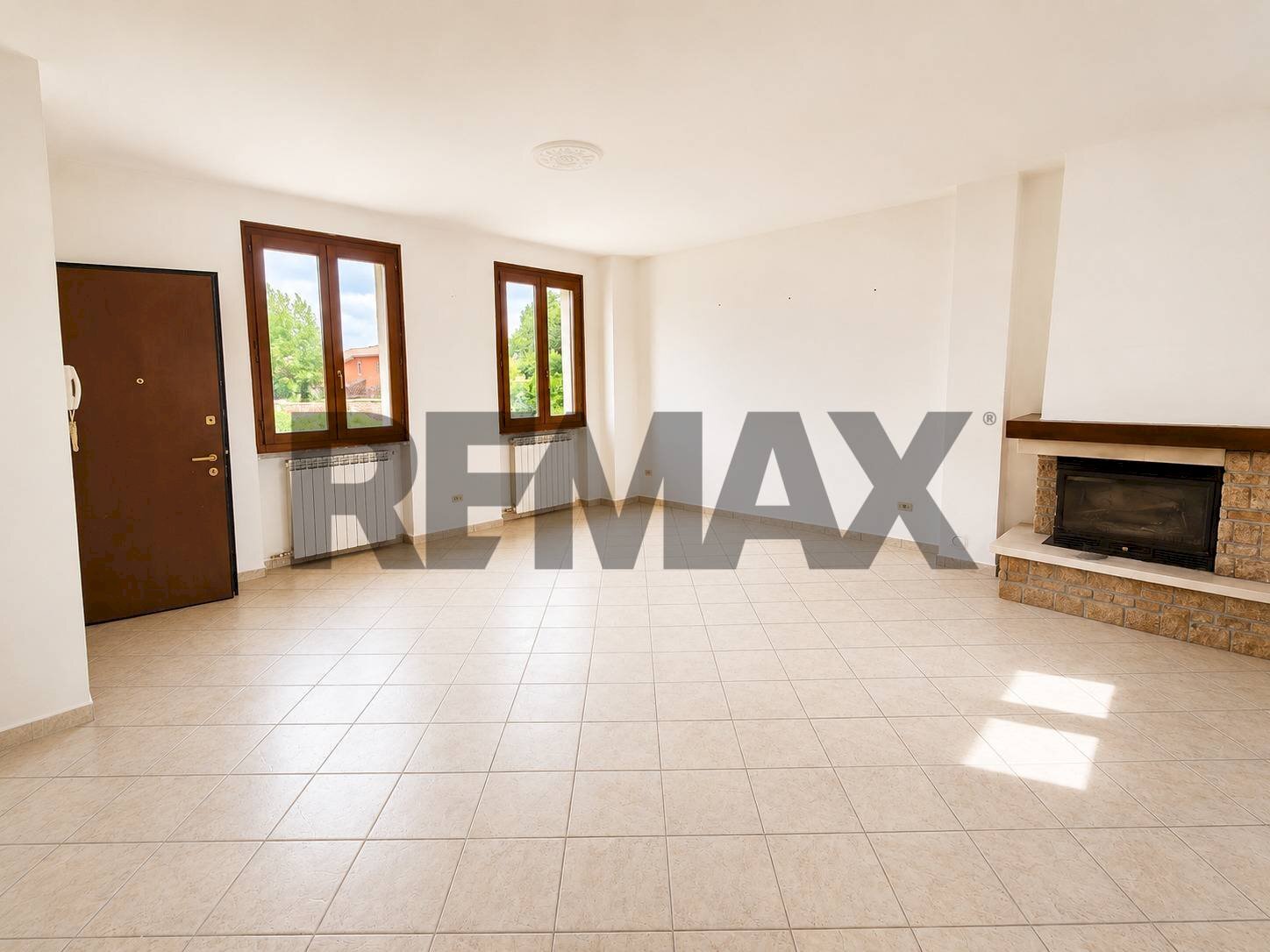 Stanza vuota - Trilocale vicolo durini
3, Gambarana - foto 3