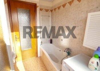 Bagno - Trilocale Via Crosa della Maccarina
 
16, Novi Ligure - foto 16