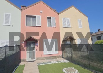 Casa all\'aperto - Terraced Villa Via Suor Ermanna Patroni
 
58, Dorno - photo 1