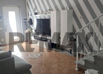 Soggiorno - Terraced Villa Via Suor Ermanna Patroni
 
58, Dorno - photo 6