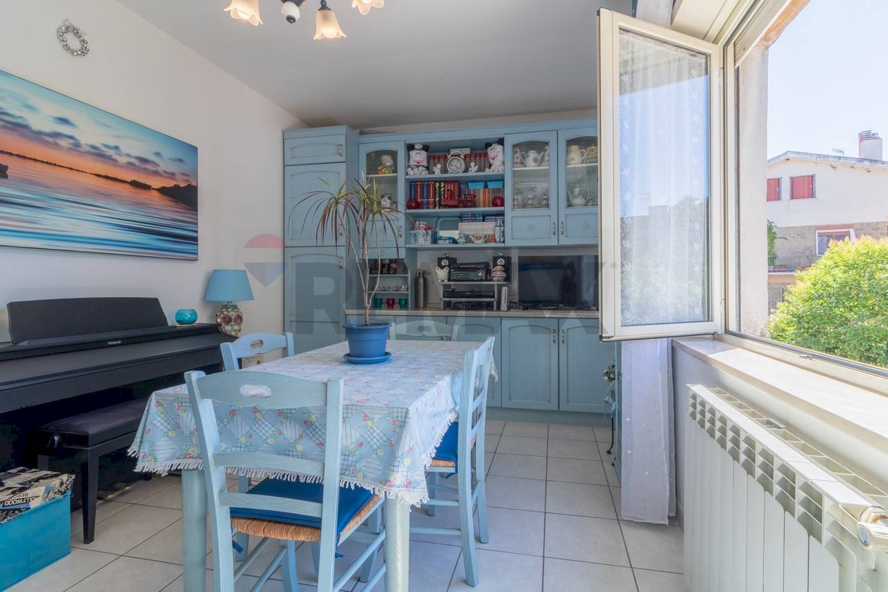 Sala da pranzo - Trilocale Via Peleo Caporossi
5, Ischia di Castro - foto 3