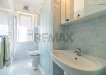 Bagno - Three-room apartment Via Peleo Caporossi
 
5, Ischia di Castro - photo 17