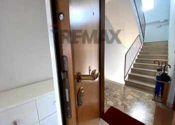 Scale - Two-room apartment Via Leonardo Bistolfi
12, Milano - photo 14