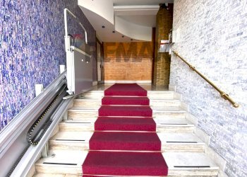 Ricezione / Lobby - Two-room apartment Via Leonardo Bistolfi
12, Milano - photo 15