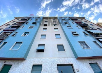 Edificio all\'aperto - Two-room apartment Via Leonardo Bistolfi
12, Milano - photo 18