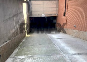 Parcheggio - Box Via Comune Antico
50, Milano - photo 8