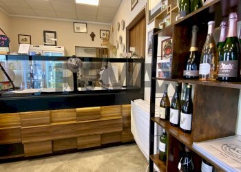 Cucina - Locale Commerciale via val d'enza nord
314, Canossa - foto 11