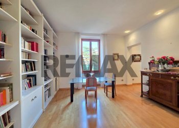 Sala da pranzo - Four-room apartment Via Firenze
15, Roma - photo 10