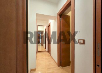 Hall / corridoio - Four-room apartment Via Firenze
15, Roma - photo 35