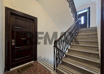 Scale - Four-room apartment Via Firenze
15, Roma - photo 41