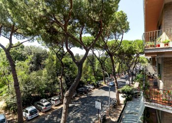 Edificio all\'aperto - Trilocale Via Nomentana
903, Roma - foto 1