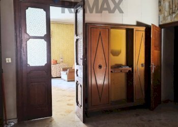 Hall / corridoio - Casa indipendente Via Marco Minghetti
 
25, San Giuseppe Jato - foto 3