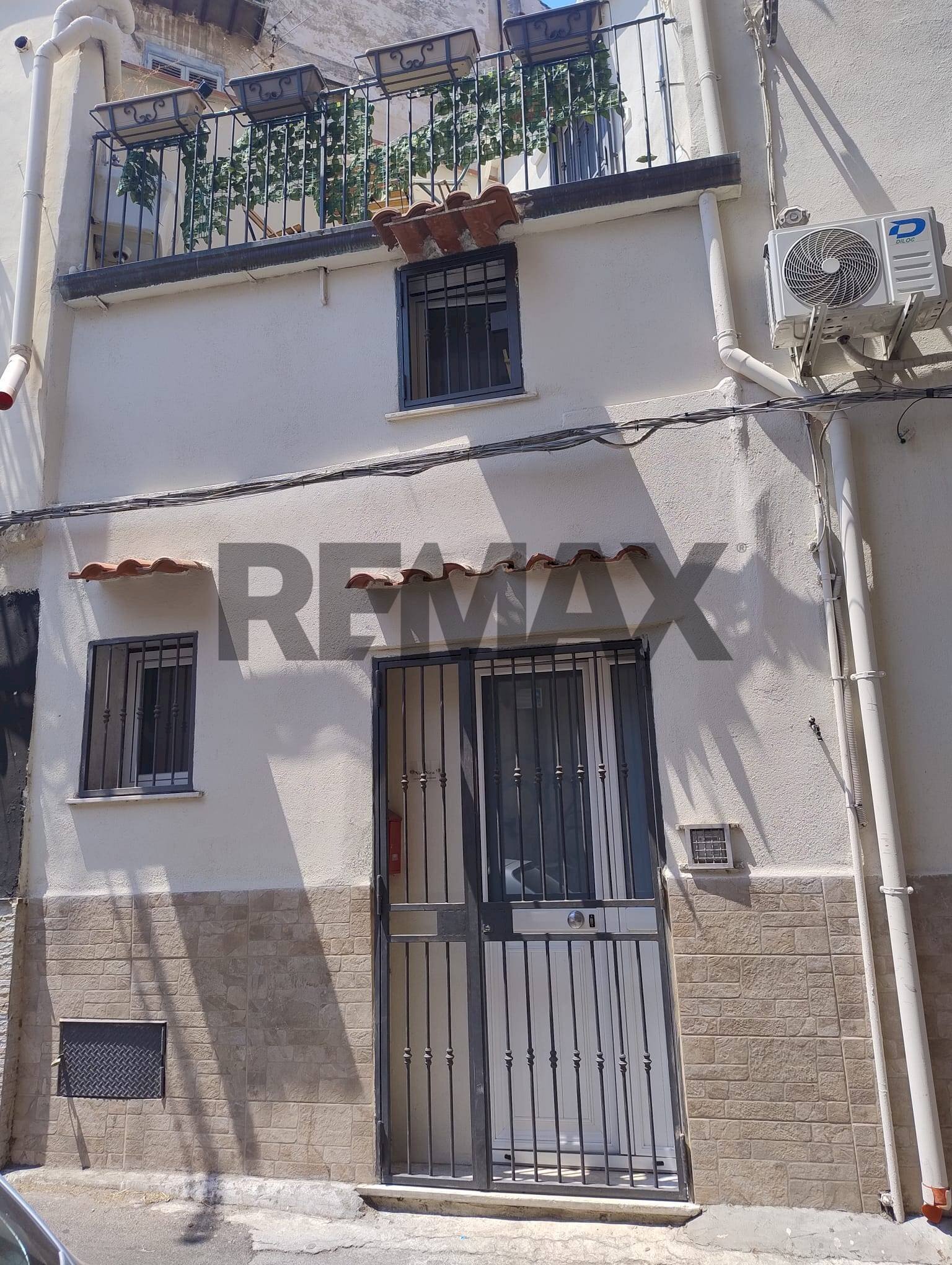 Casa all\'aperto - Independent house Via Della Cera
 
1, Palermo - photo 1