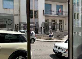 Edificio all\'aperto - Commercial Activity via delle palme
32, Ragusa - photo 8