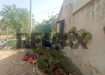 Giardino - Rustico contrada donnagona
 
snc, Chiaramonte Gulfi - foto 6