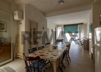 Sala da pranzo - Casa indipendente Via Domicolo
 
19A, Vittoria - foto 3