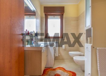 Bagno - Three-room apartment VIA GISSI
 
14, Chieti - photo 8