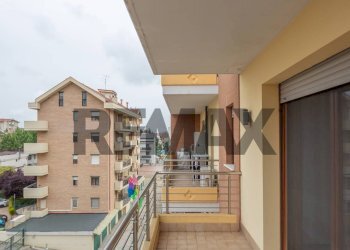 Balcone - Three-room apartment VIA GISSI
 
14, Chieti - photo 14