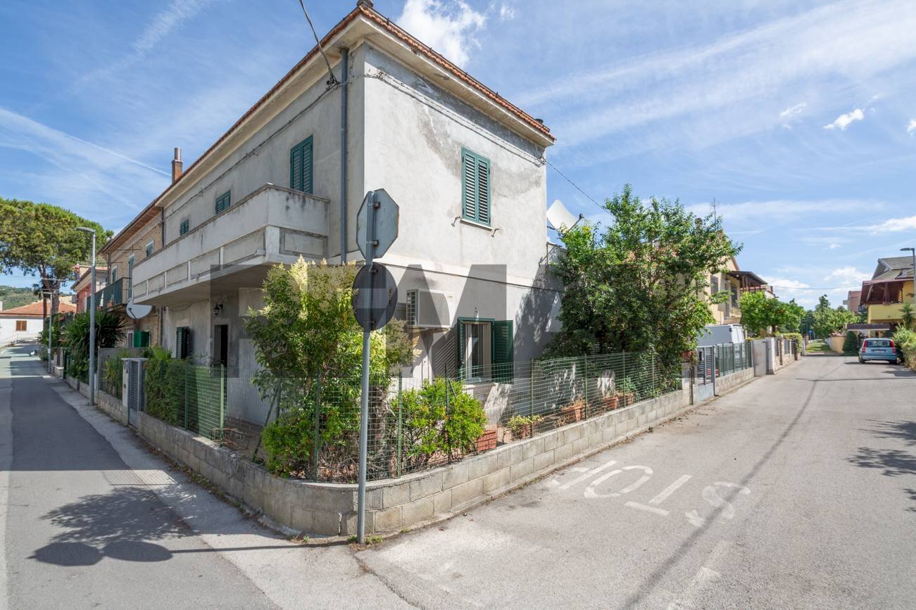 Casa all\'aperto - Casa indipendente VIA DEI FIORI
 
18, Manoppello - foto 1