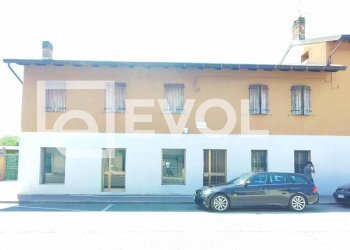 Foto 2 - Negozio Via Cividale
291, Udine - foto 2