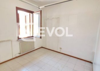 Foto 3 - Office Via Cividale
289, Udine - photo 3