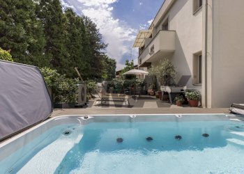 Piscina - Casa semi indipendente Via Attilio Agosti
18, Legnano - foto 2
