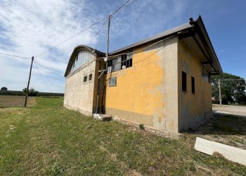 Foto 3 - Commercial Premises Via per Riolo
 
19/A, Castelfranco Emilia - photo 3