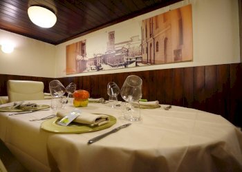 Sala da pranzo - Commercial Premises VIA DE RUBEIS
10/12, Cividale del Friuli - photo 13