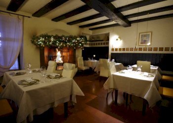 Sala da pranzo - Commercial Premises VIA DE RUBEIS
10/12, Cividale del Friuli - photo 36
