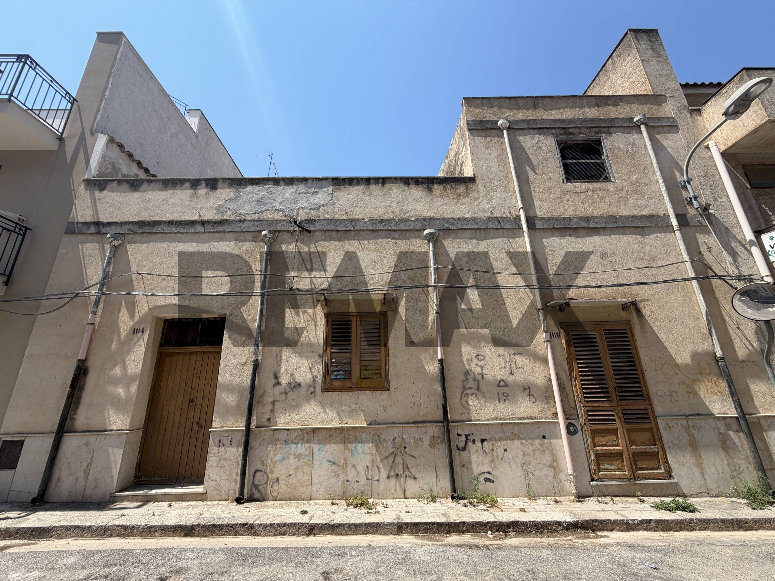 Edificio all\'aperto - Independent house Via Faro Pizzoli
 
164, Cinisi - photo 1